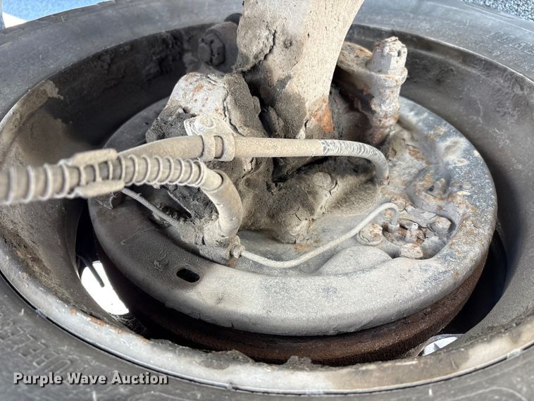 image for item EM6051 2007 Nissan  UD2600 box truck