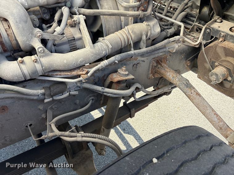 image for item EM6051 2007 Nissan  UD2600 box truck