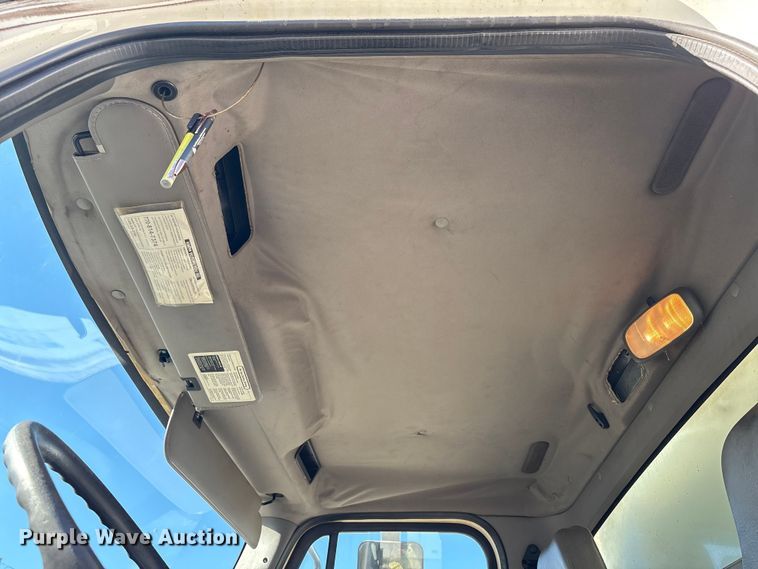 image for item EM6106 2014 Freightliner M2 112 side curtain box truck  