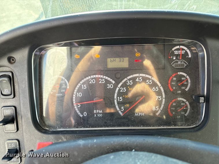 image for item EM6106 2014 Freightliner M2 112 side curtain box truck  