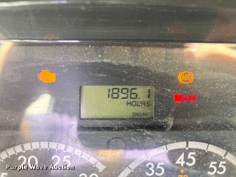 image for item EM6106 2014 Freightliner M2 112 side curtain box truck  