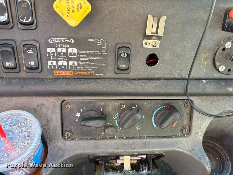 image for item EM6106 2014 Freightliner M2 112 side curtain box truck  