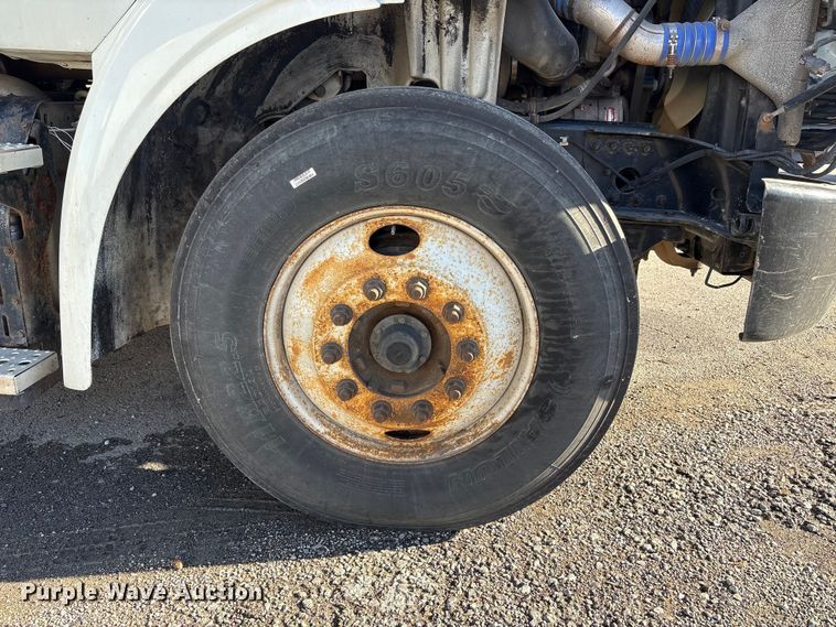 image for item EM6106 2014 Freightliner M2 112 side curtain box truck  