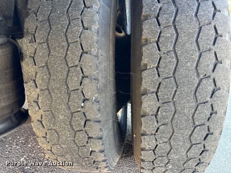 image for item EM6106 2014 Freightliner M2 112 side curtain box truck  