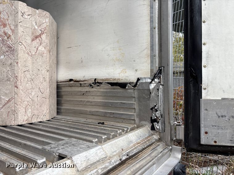 image for item EM6114 2013 Utility Trailer Manufacturer refrigerated van trailer