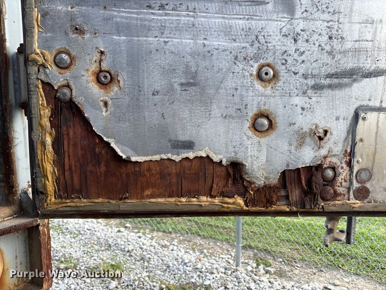 image for item EM6115 2004 Great Dane 7411TP-101AL dry van trailer