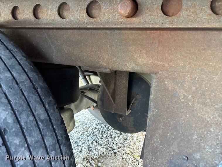 image for item EM6115 2004 Great Dane 7411TP-101AL dry van trailer