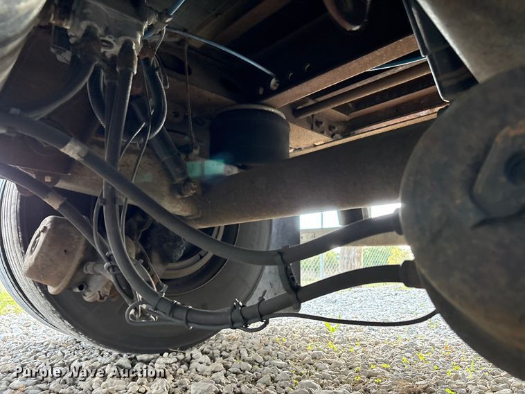 image for item EM6115 2004 Great Dane 7411TP-101AL dry van trailer