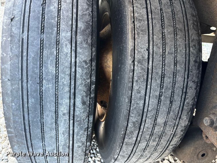 image for item EM6115 2004 Great Dane 7411TP-101AL dry van trailer