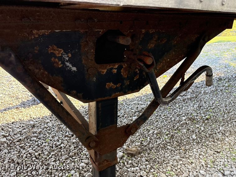 image for item EM6116 2004 Great Dane 7411 TP101AL dry van trailer