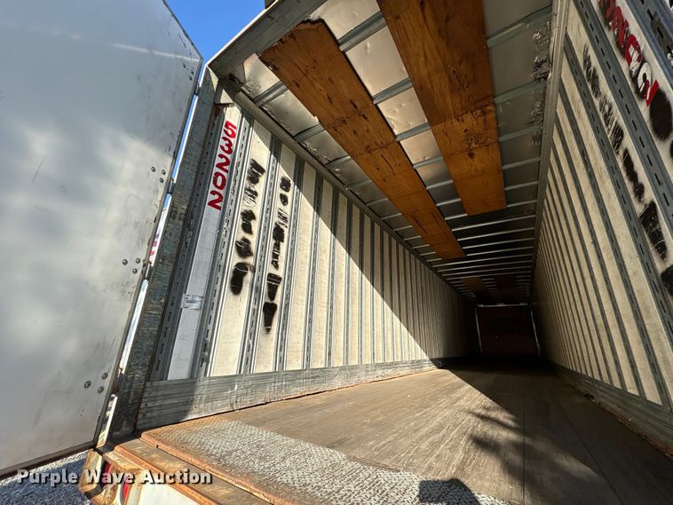 image for item EM6116 2004 Great Dane 7411 TP101AL dry van trailer