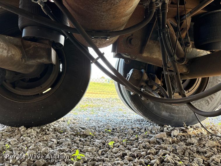 image for item EM6116 2004 Great Dane 7411 TP101AL dry van trailer