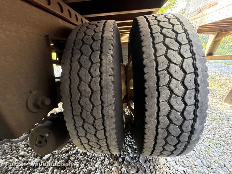 image for item EM6116 2004 Great Dane 7411 TP101AL dry van trailer