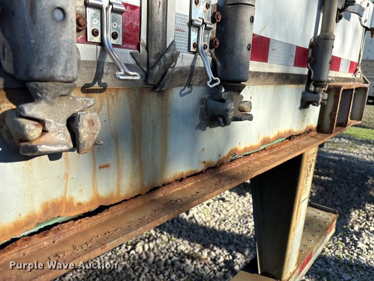 image for item EM6117 2004 Great Dane 7411 TP101A dry van trailer