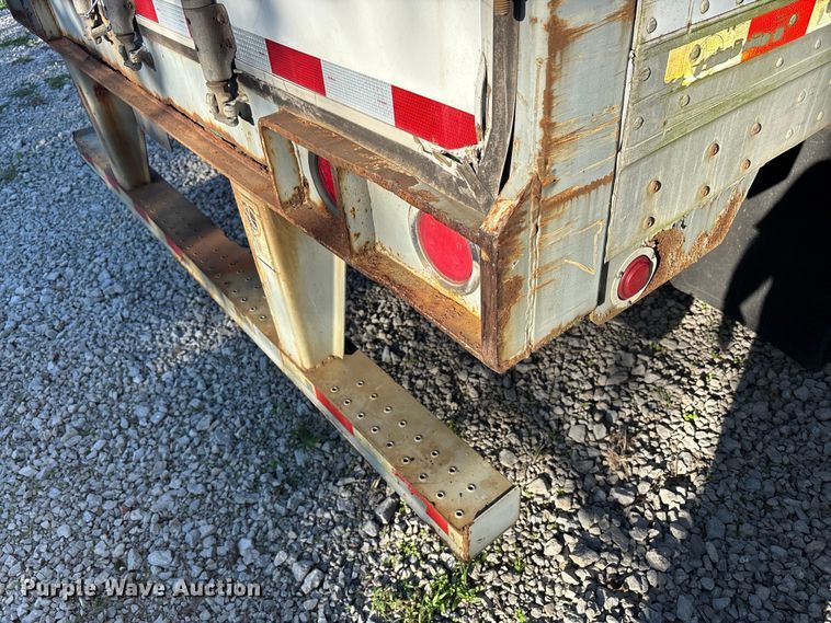 image for item EM6117 2004 Great Dane 7411 TP101A dry van trailer