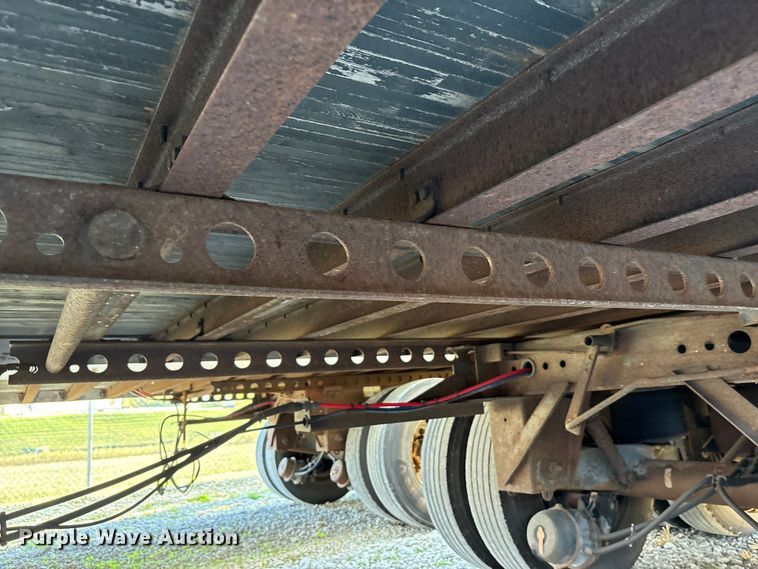 image for item EM6117 2004 Great Dane 7411 TP101A dry van trailer