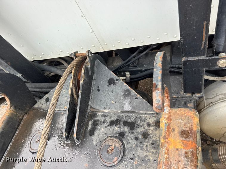 image for item EM8403 1989 Peterbilt 378 roll-off container truck