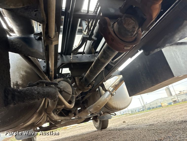 image for item EM8403 1989 Peterbilt 378 roll-off container truck