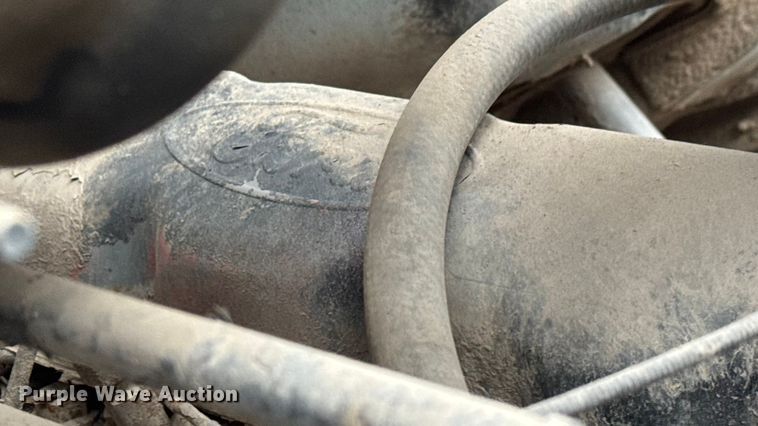 image for item EM8404 1992 Ford LNT8000 truck cab and chassis