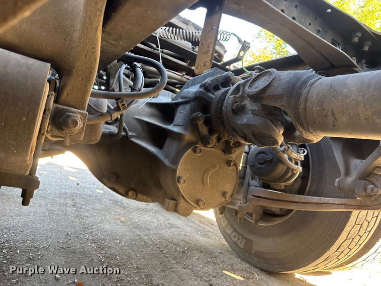 image for item EM8445 2018 Freightliner Cascadia semi truck