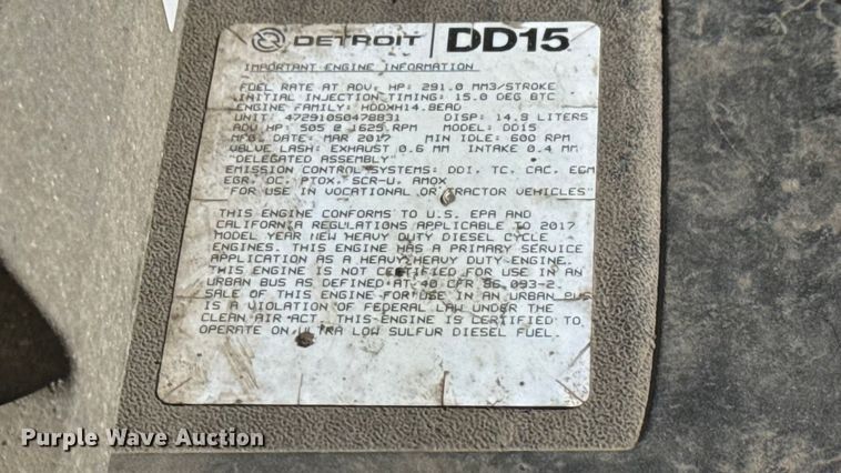 image for item EM8445 2018 Freightliner Cascadia semi truck