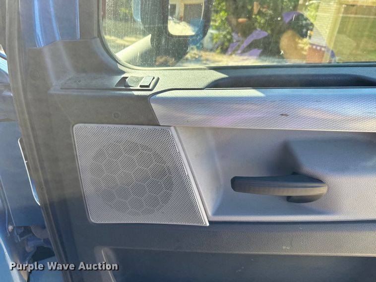 image for item EM8446 2018 Freightliner Cascadia semi truck