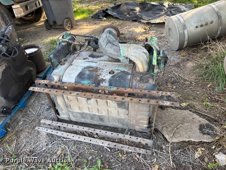 image for item EM8447 Truck parts