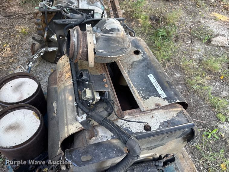 image for item EM8447 Truck parts