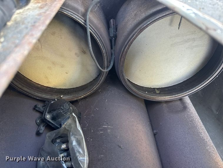 image for item EM8447 Truck parts