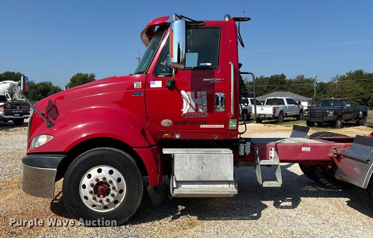 image for item EN5525 2012 International ProStar Plus Eagle semi truck