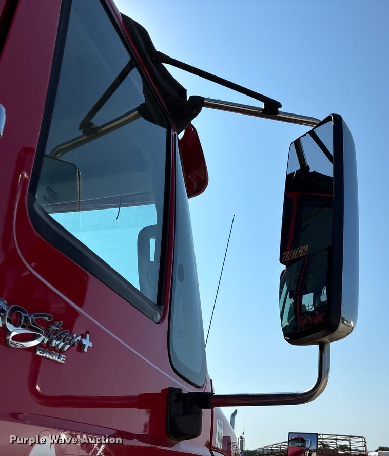 image for item EN5525 2012 International ProStar Plus Eagle semi truck