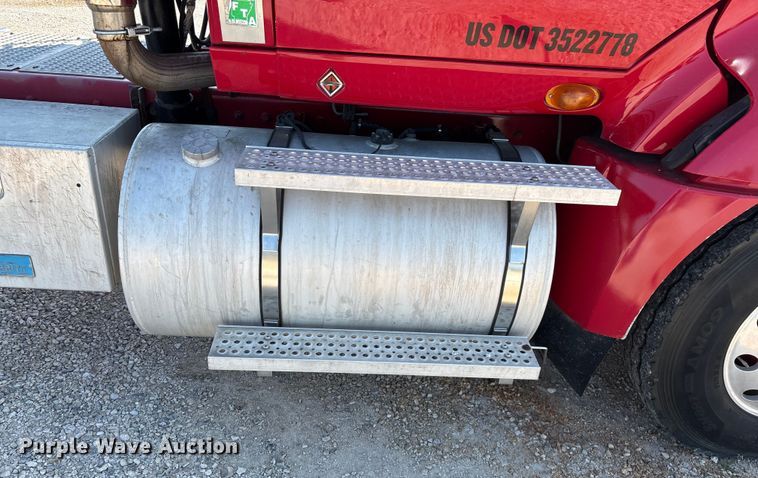 image for item EN5525 2012 International ProStar Plus Eagle semi truck