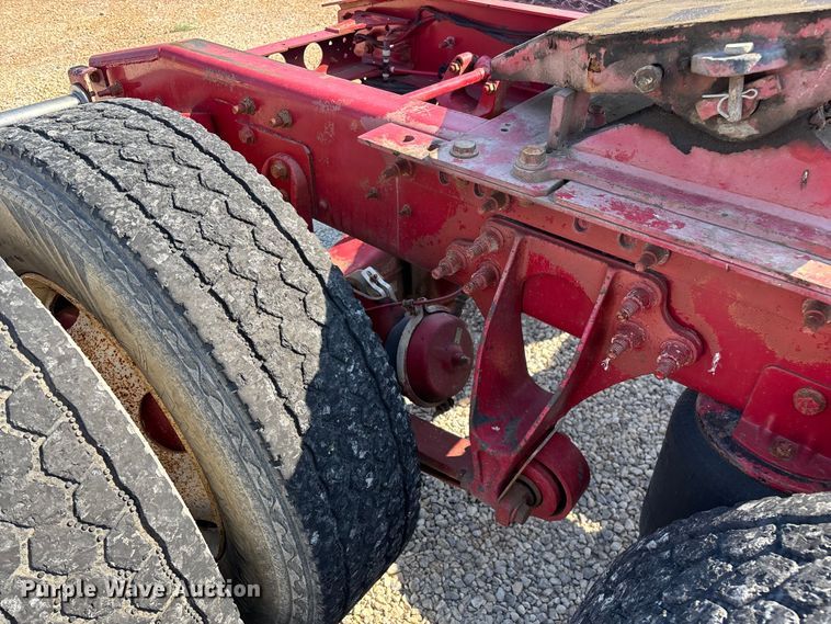 image for item EN5525 2012 International ProStar Plus Eagle semi truck