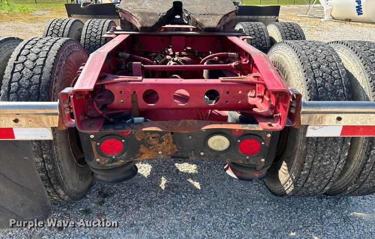 image for item EN5525 2012 International ProStar Plus Eagle semi truck