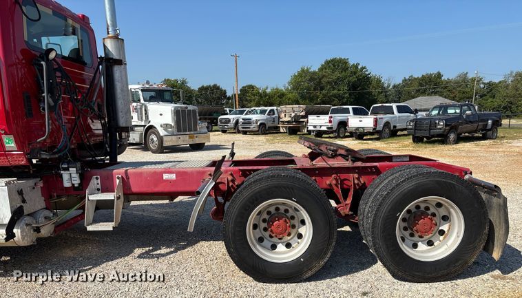 image for item EN5525 2012 International ProStar Plus Eagle semi truck