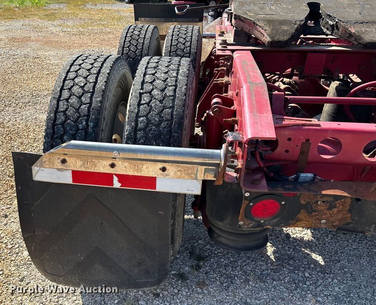 image for item EN5525 2012 International ProStar Plus Eagle semi truck