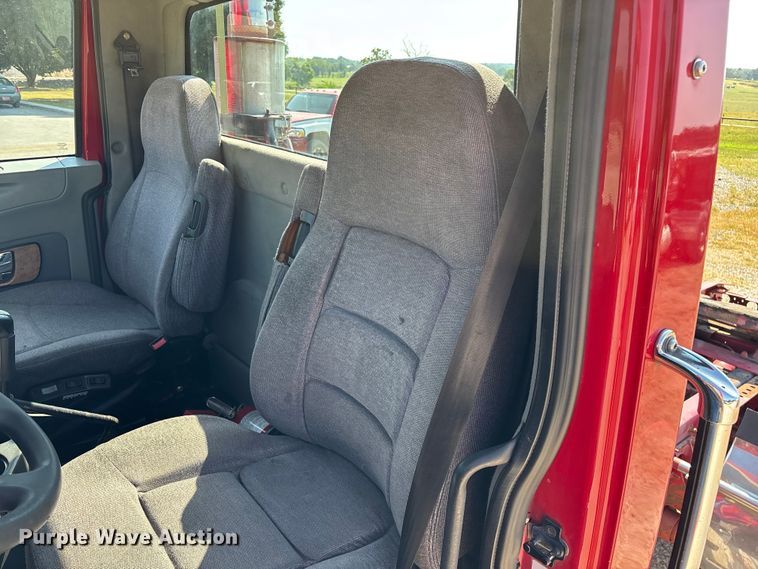 image for item EN5525 2012 International ProStar Plus Eagle semi truck