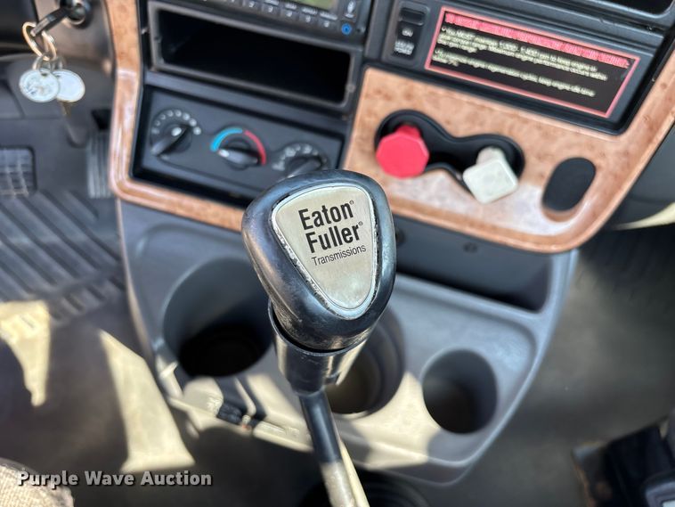 image for item EN5525 2012 International ProStar Plus Eagle semi truck