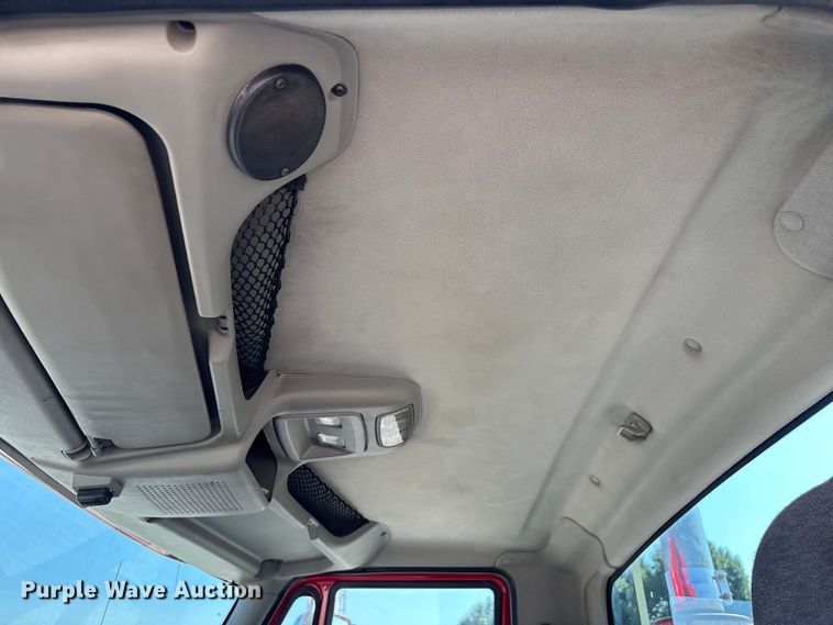 image for item EN5525 2012 International ProStar Plus Eagle semi truck