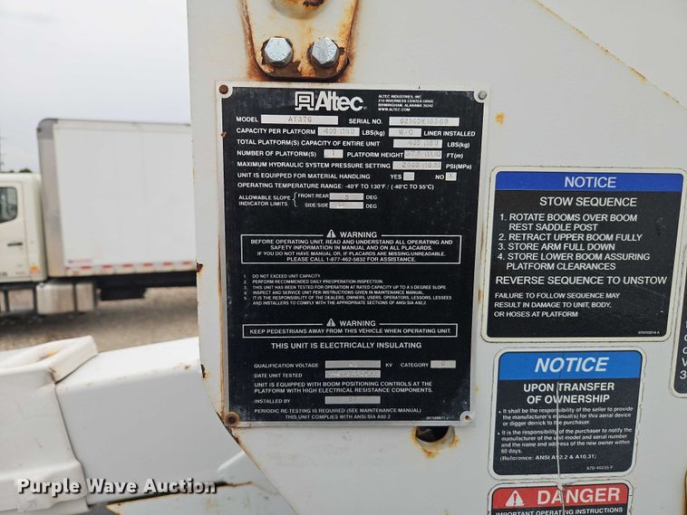 image for item EO4712 2014 Ford F550 bucket truck