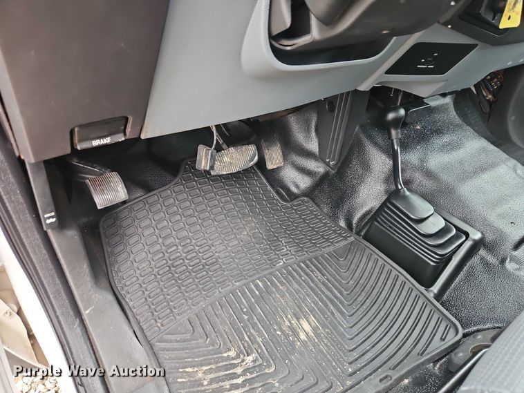 image for item EO4712 2014 Ford F550 bucket truck