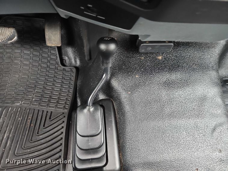 image for item EO4712 2014 Ford F550 bucket truck