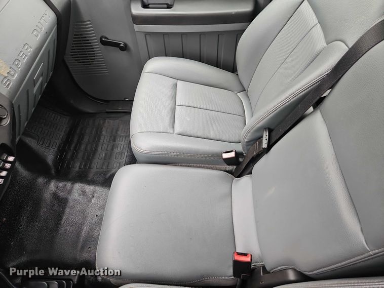 image for item EO4712 2014 Ford F550 bucket truck