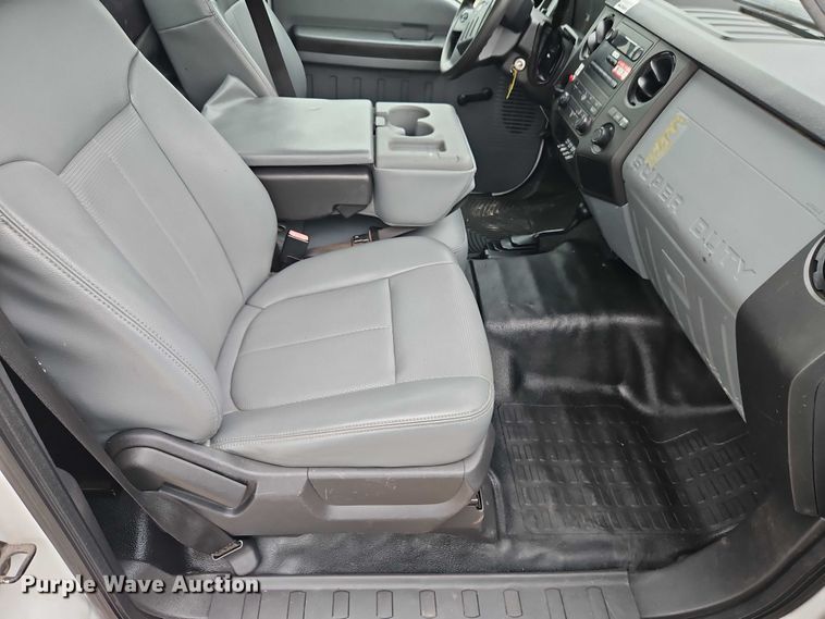 image for item EO4712 2014 Ford F550 bucket truck