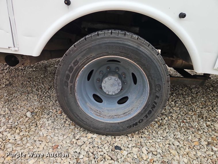 image for item EO4712 2014 Ford F550 bucket truck