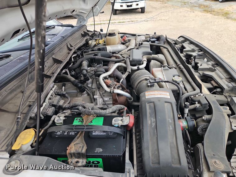 image for item EO4713 2016 Ford F550 flatbed truck