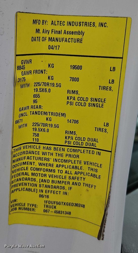 image for item EO4713 2016 Ford F550 flatbed truck