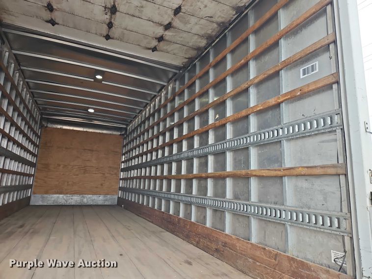 image for item EO4714 2019 International MA025 box truck