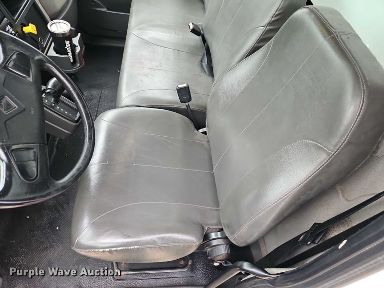 image for item EO4714 2019 International MA025 box truck