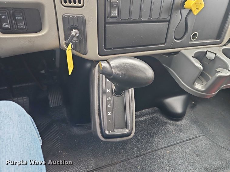 image for item EO4714 2019 International MA025 box truck